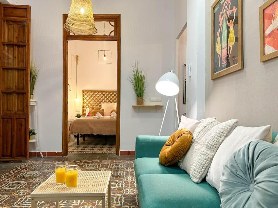Apartament Aires Bohemios En Pleno Centro. Alicante Zewnętrze zdjęcie